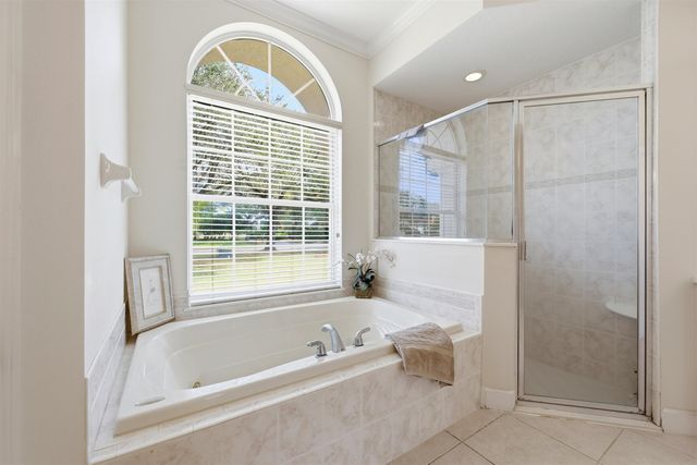 249 Fiddlers Point Dr, St Augustine, FL 32080