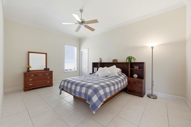 249 Fiddlers Point Dr, St Augustine, FL 32080