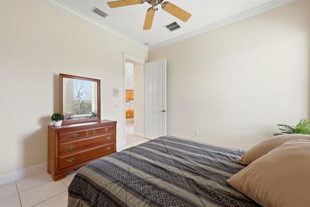 249 Fiddlers Point Dr, St Augustine, FL 32080