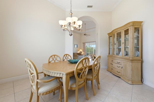 249 Fiddlers Point Dr, St Augustine, FL 32080