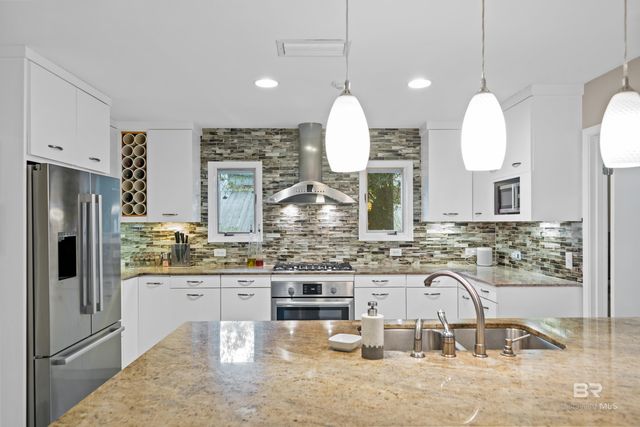 934 Sea Cliff Drive, Fairhope, AL 36532