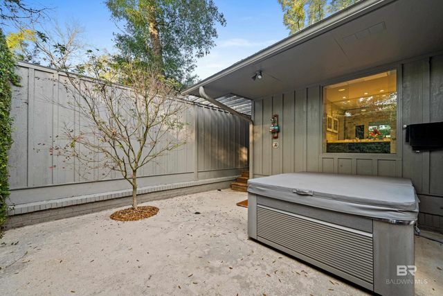 934 Sea Cliff Drive, Fairhope, AL 36532