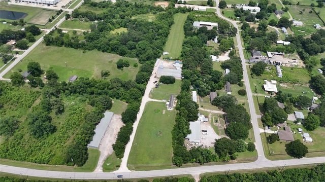 27930 Calvert Road, Tomball, TX 77377