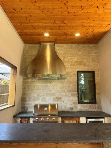 2081 Holt Way, Grapevine, TX 76051