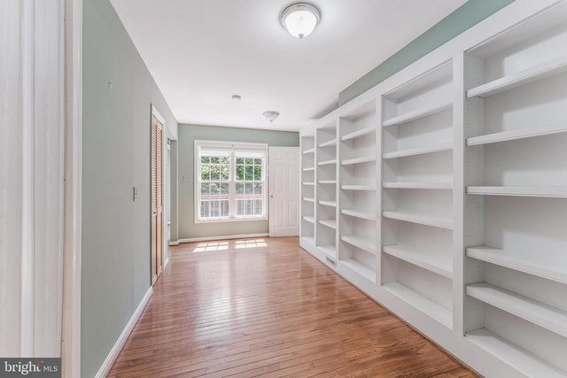 15045 HOLLEYSIDE DR, Dumfries, VA 22025