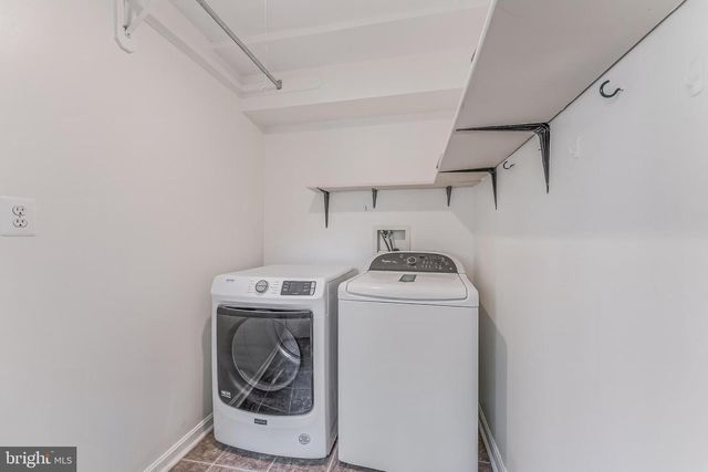 15045 HOLLEYSIDE DR, Dumfries, VA 22025