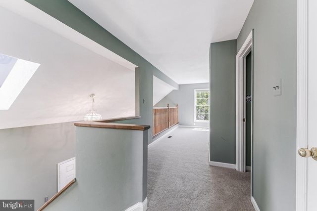 15045 HOLLEYSIDE DR, Dumfries, VA 22025
