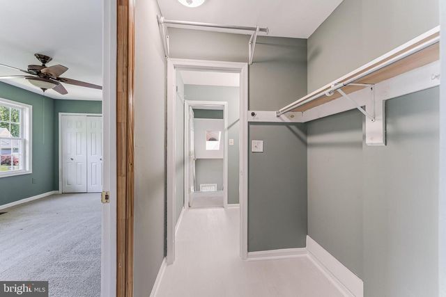15045 HOLLEYSIDE DR, Dumfries, VA 22025