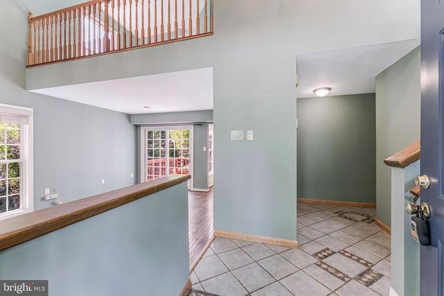 15045 HOLLEYSIDE DR, Dumfries, VA 22025