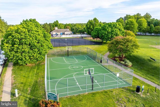 15045 HOLLEYSIDE DR, Dumfries, VA 22025