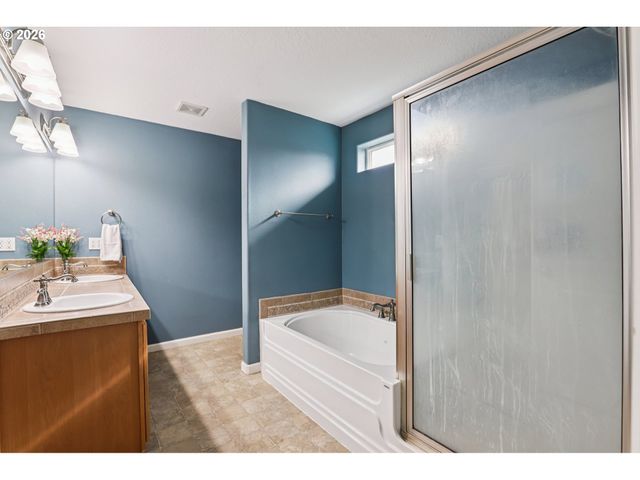 5915 Ne 62ND St, Vancouver, WA 98661