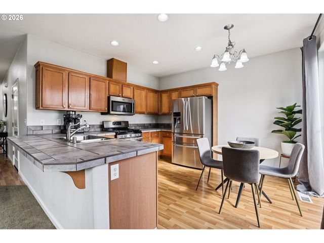 5915 Ne 62ND St, Vancouver, WA 98661