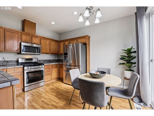 5915 Ne 62ND St, Vancouver, WA 98661