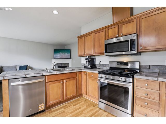 5915 Ne 62ND St, Vancouver, WA 98661