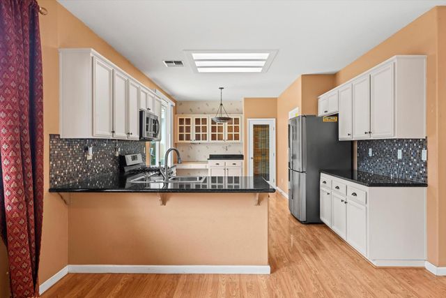 9635 Red Current Way, Elk Grove, CA 95757