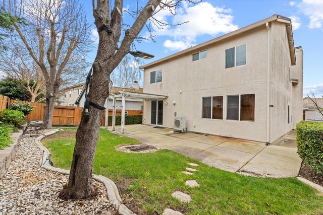 9635 Red Current Way, Elk Grove, CA 95757