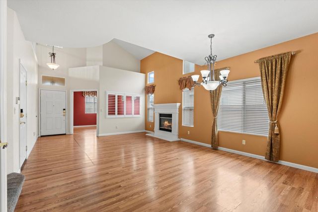 9635 Red Current Way, Elk Grove, CA 95757