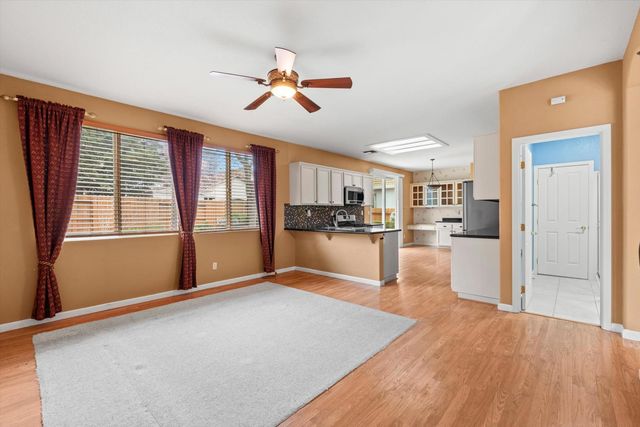 9635 Red Current Way, Elk Grove, CA 95757