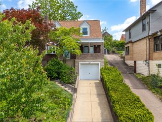 329 Questend Ave, Mt Lebanon, PA 15228