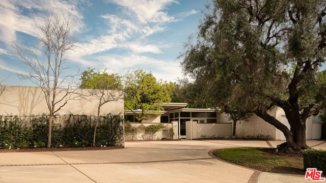 5050 Andasol Avenue, Encino (los Angeles), CA 91316