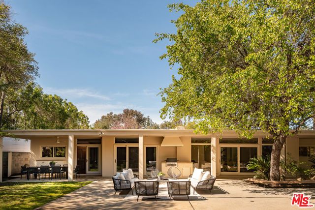 5050 Andasol Avenue, Encino (los Angeles), CA 91316