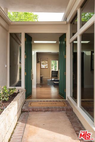 5050 Andasol Avenue, Encino (los Angeles), CA 91316