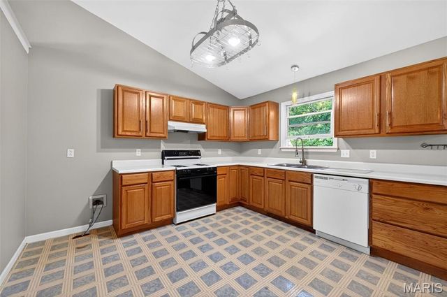 89 Michael Court, Troy, MO 63379