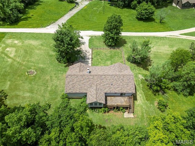 89 Michael Court, Troy, MO 63379