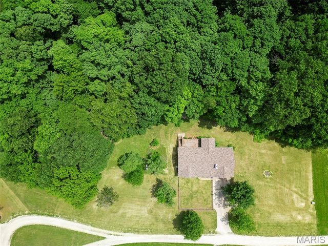 89 Michael Court, Troy, MO 63379