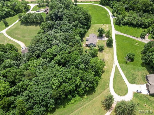 89 Michael Court, Troy, MO 63379