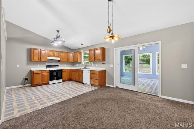 89 Michael Court, Troy, MO 63379