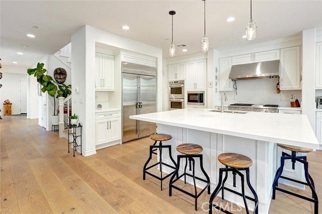 6845 Shadow Wood Drive, Moorpark, CA 93021