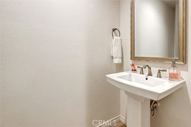 6845 Shadow Wood Drive, Moorpark, CA 93021