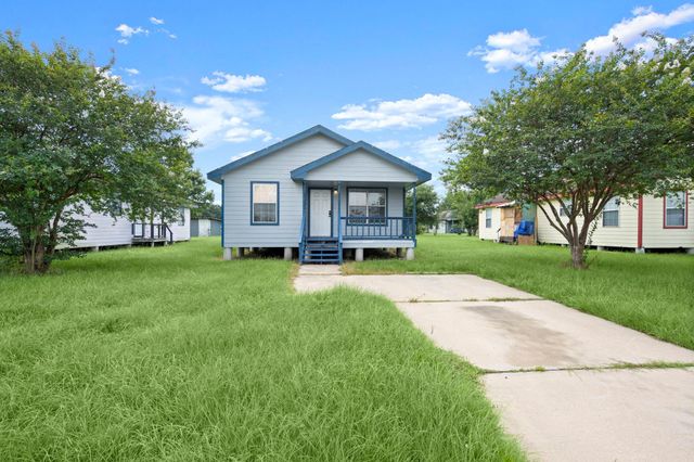 1935 1st Street, Hempstead, TX 77445
