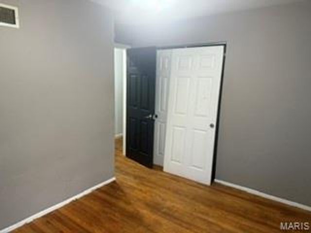 1144 June Avenue, St Louis, MO 63138