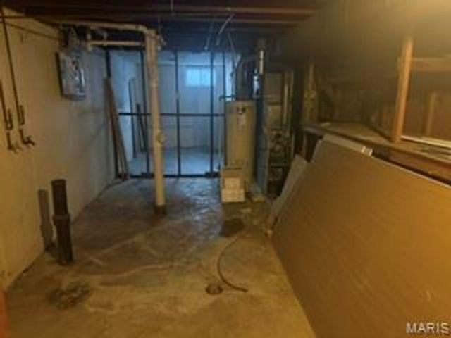 1144 June Avenue, St Louis, MO 63138