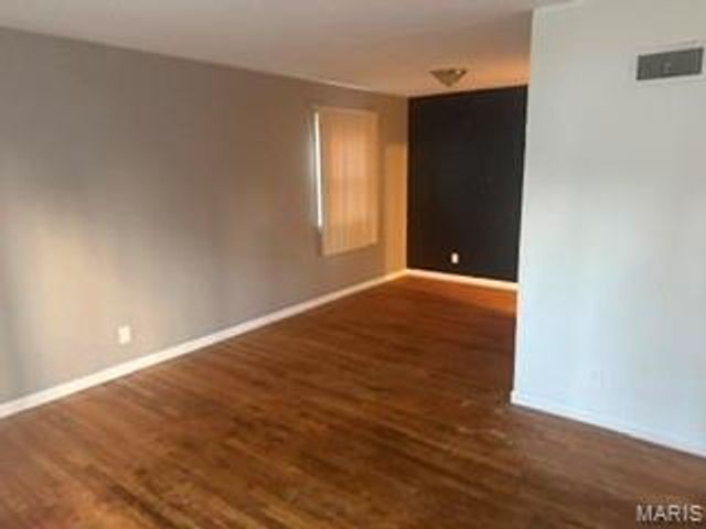 1144 June Avenue, St Louis, MO 63138