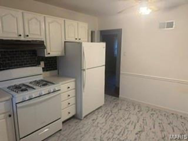 1144 June Avenue, St Louis, MO 63138