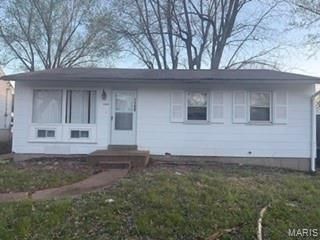 1144 June Avenue, St Louis, MO 63138