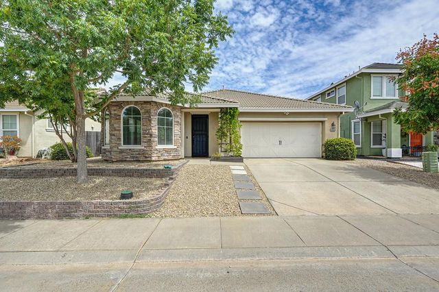 12428 Pawcatuck Way, Rancho Cordova, CA 95742