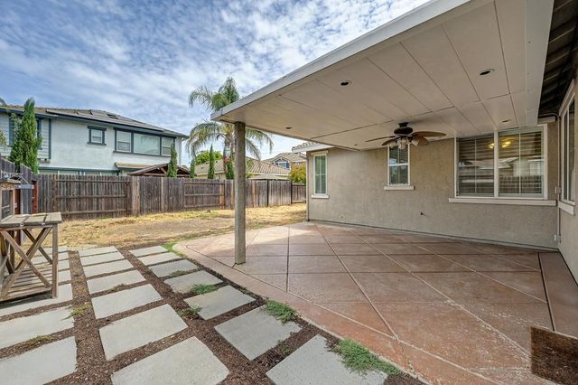 12428 Pawcatuck Way, Rancho Cordova, CA 95742