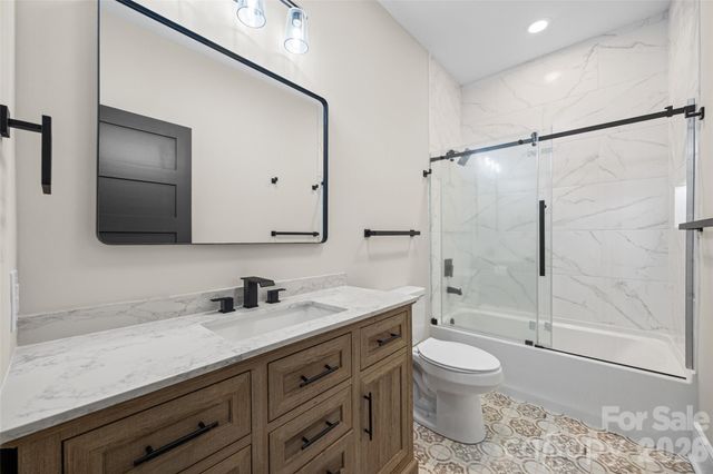925 Loganberry Lane, York, SC 29745