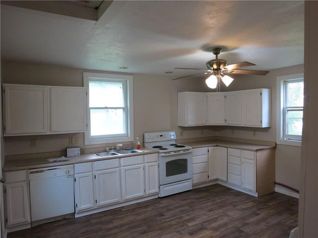 281 Maple Street, Kidder, MO 64649