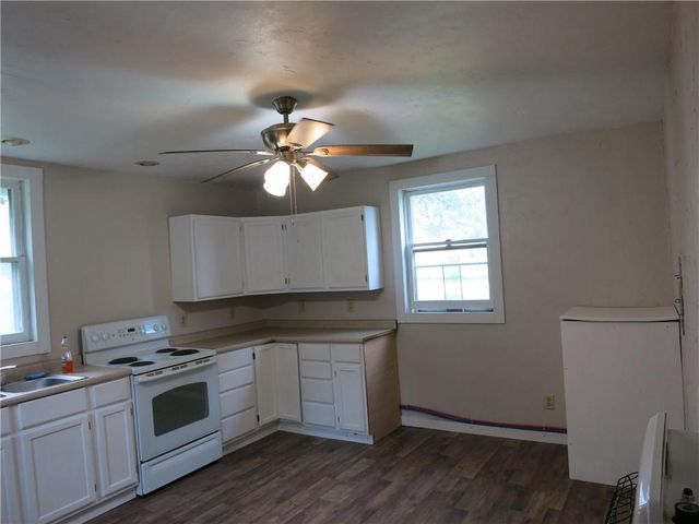 281 Maple Street, Kidder, MO 64649