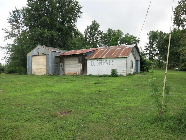 281 Maple Street, Kidder, MO 64649