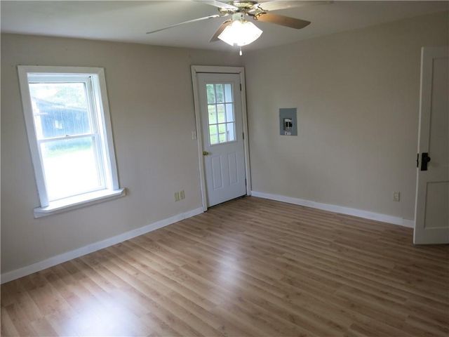 281 Maple Street, Kidder, MO 64649