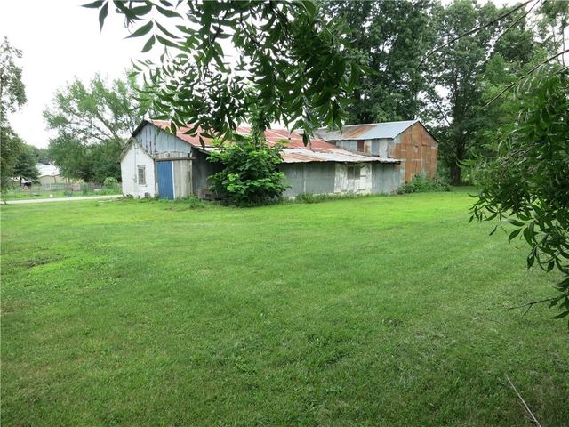 281 Maple Street, Kidder, MO 64649