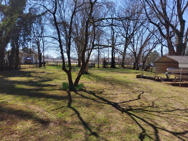 213 Pulaski St, Lawrenceburg, TN 38464