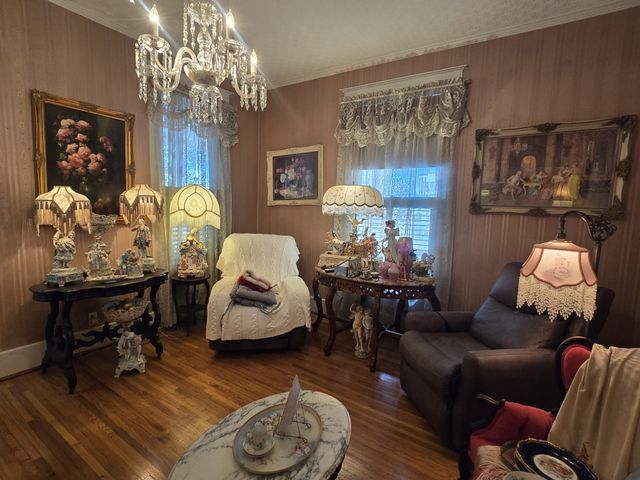 213 Pulaski St, Lawrenceburg, TN 38464