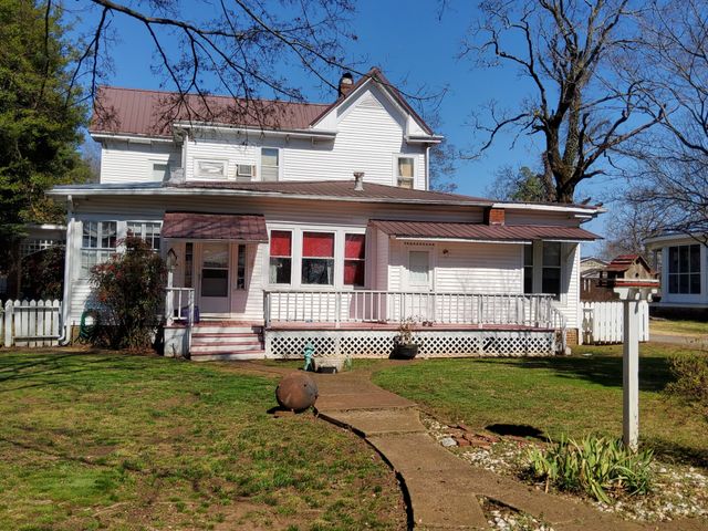 213 Pulaski St, Lawrenceburg, TN 38464